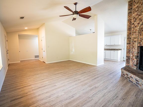 5th image of 3212 Vista Maravillosa NW