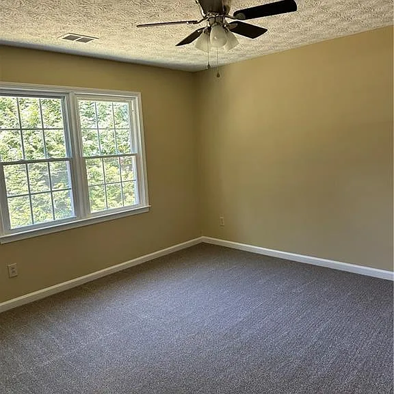 3305 Maple Ridge Ct — Photo 17
