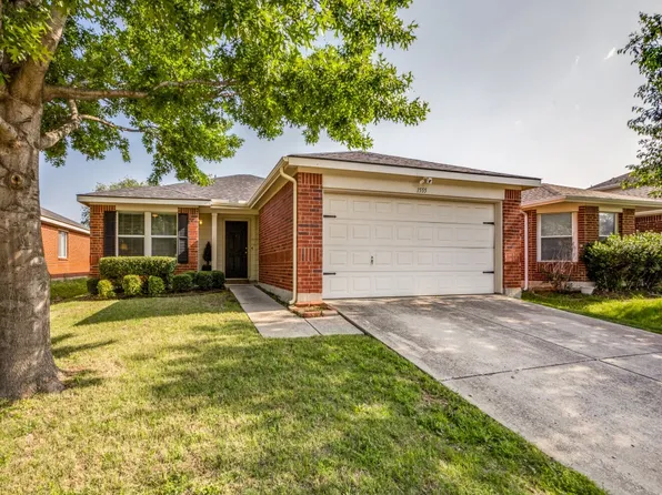 1555 Thornhill Ln, Little Elm, TX 75068