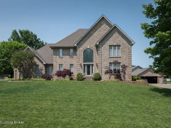 818 W Hebron Ln, Shepherdsville, KY 40165
