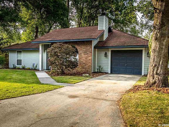 3rd image of 2220 NW 44th Pl
