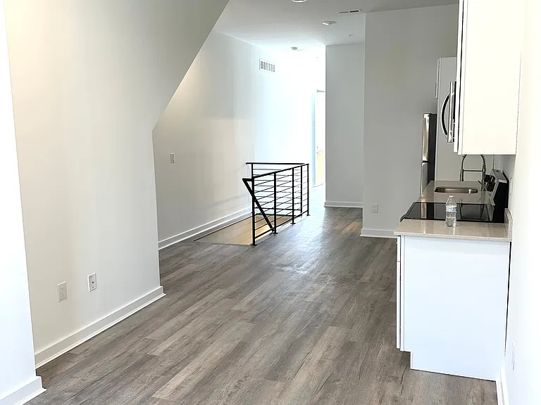 5146 Ranstead St #1 — Photo 2