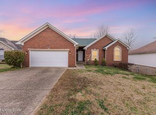 6110 Port Antonio Rd, Louisville, KY 40219