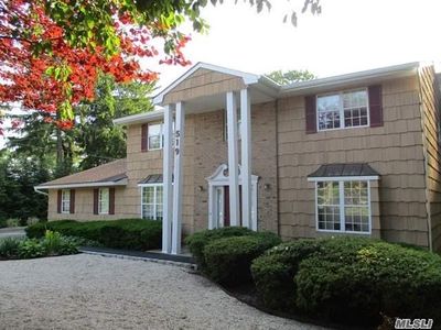 519 Deer Park Rd, Dix Hills, NY, 11746