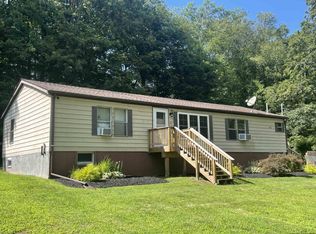 32 Sterley Ave, Saugerties, NY 12477