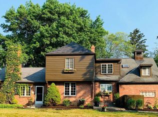 10501 Fitzwater Rd, Brecksville, OH 44141