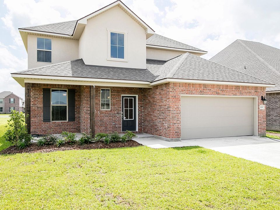 1st image of 203 Voiliere Dr