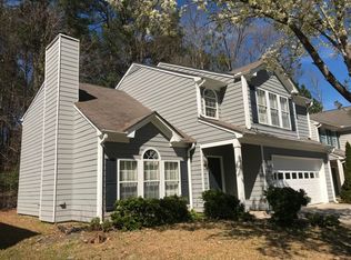 2265 Glynmoore Dr, Lawrenceville, GA 30043