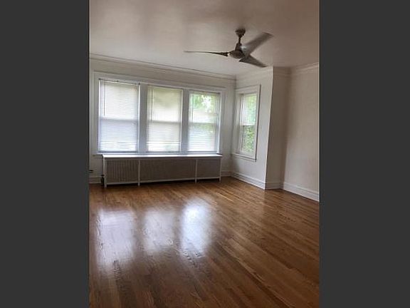 2nd image of 5737 N Christiana Ave