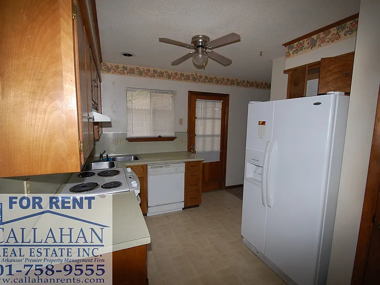 6102 North Woodview — Photo 9