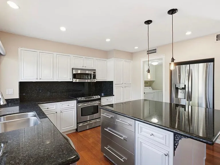 4026 N Granite Reef Rd — Photo 5