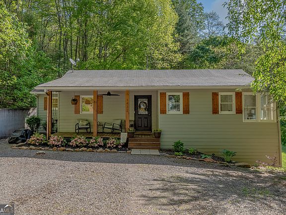 2nd image of 1432 Berrong Rd