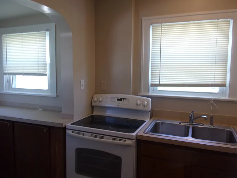 2810 Northland St — Photo 5