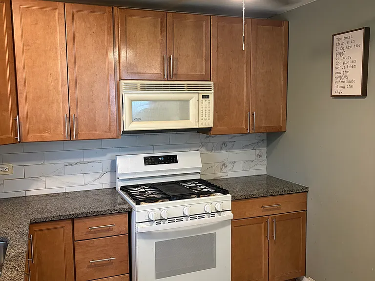 3300 Wren Ln — Photo 5