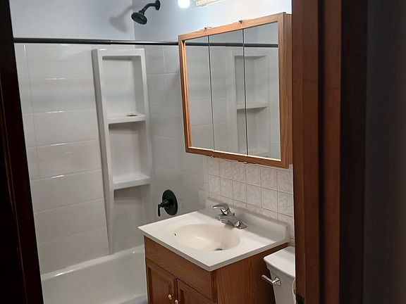 3rd image of 7035 Havelock Ave