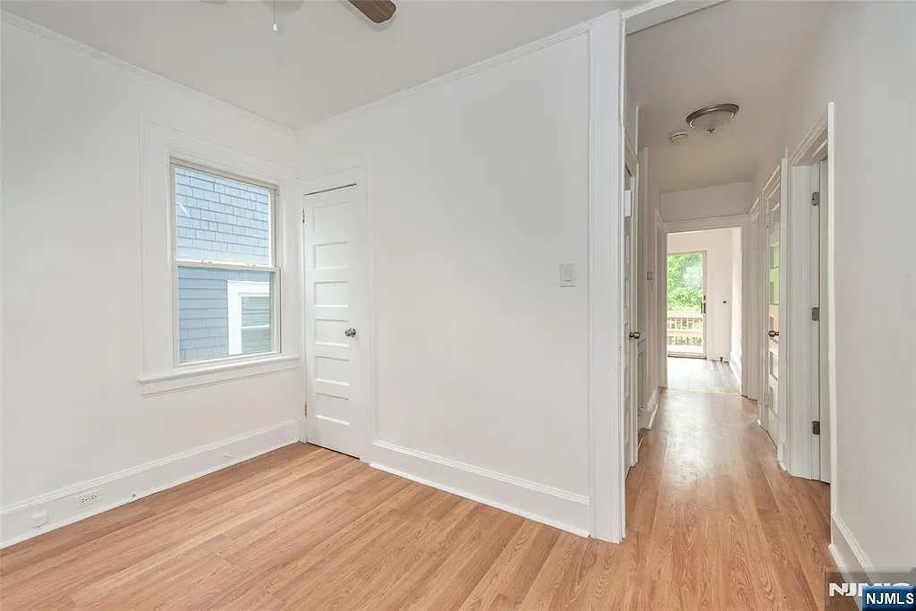 3 bed, 2.0 bath, $3,400 — Photo 3