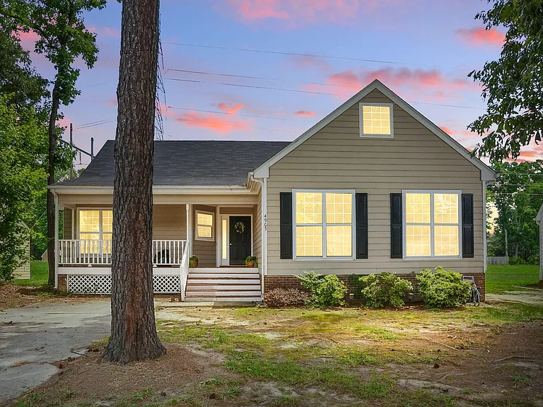 4905 Knightsbridge Way — Photo 4