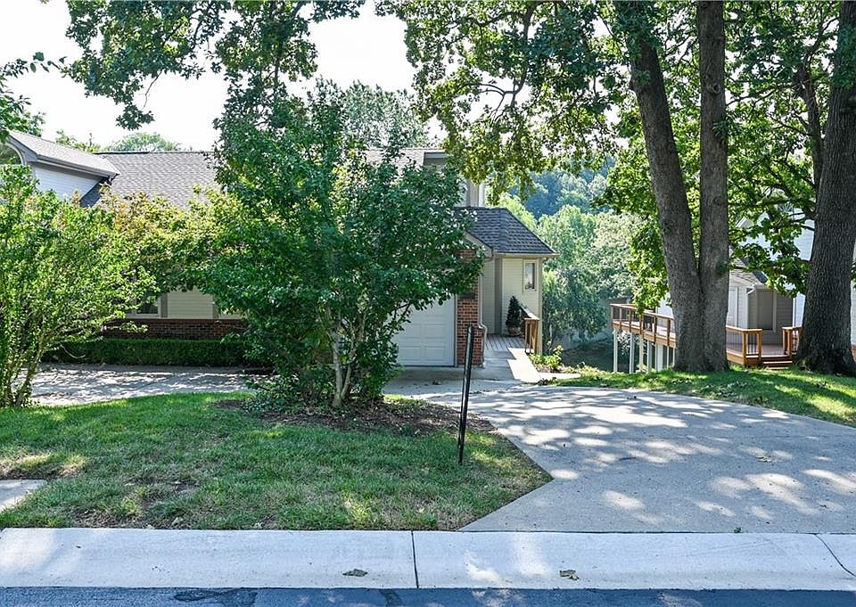 2907 S Cedar Crest Dr UNIT B, Independence, MO 64057 Zillow