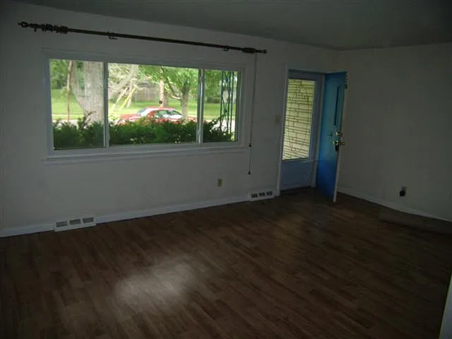 3018 Wilce Ave — Photo 2