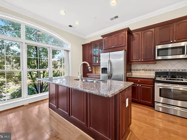 1307 Covington St, Baltimore, MD 21230