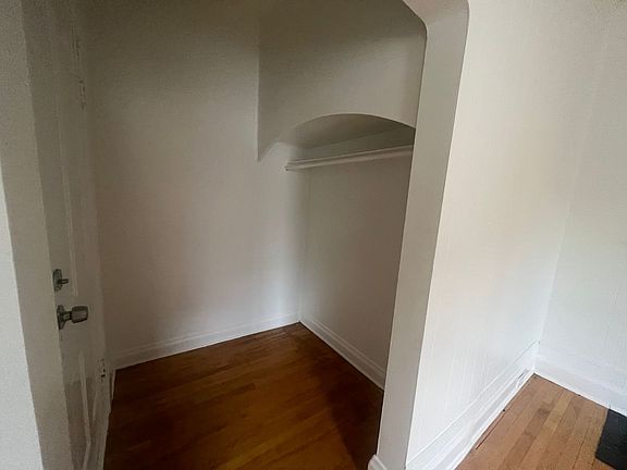5th image of 681 Lowry Ave NE Unit 1