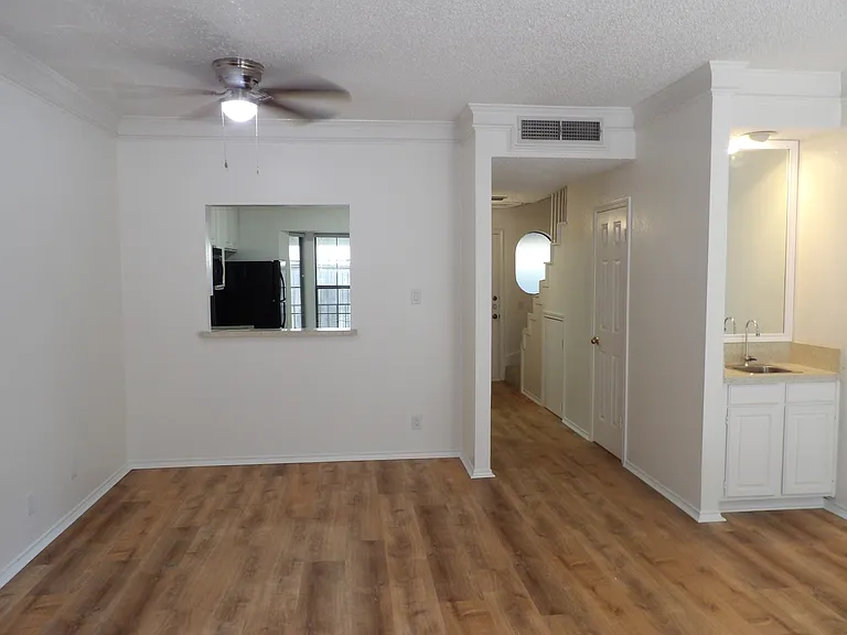 4339 Buena Vista St #5 — Photo 7