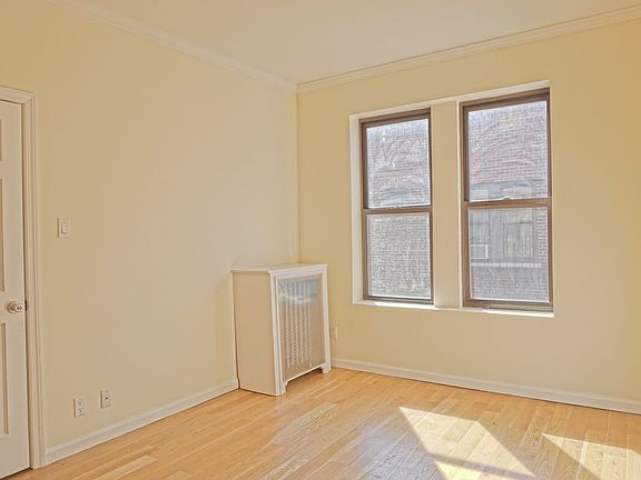 3rd image of 2908 31st Ave APT E14