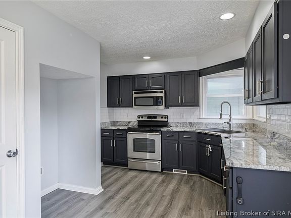 4th image of 2851 Fey Lane NW