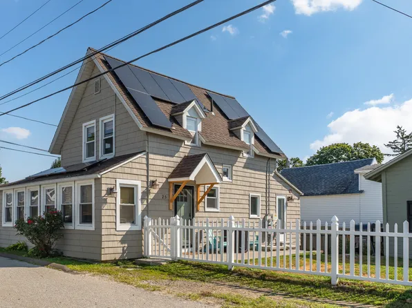 25 Broadway, East Lyme, CT 06357