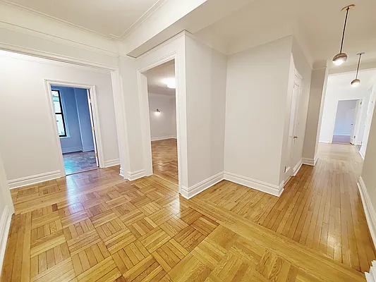 Rented by Rachel Realty | media 2