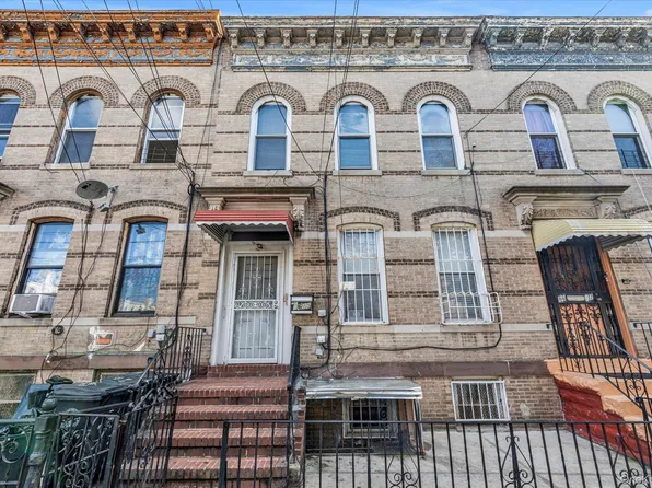 8615 75th Street, Woodhaven, NY 11421