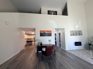 9917 E High Meadows Dr, Rogers, AR 72756