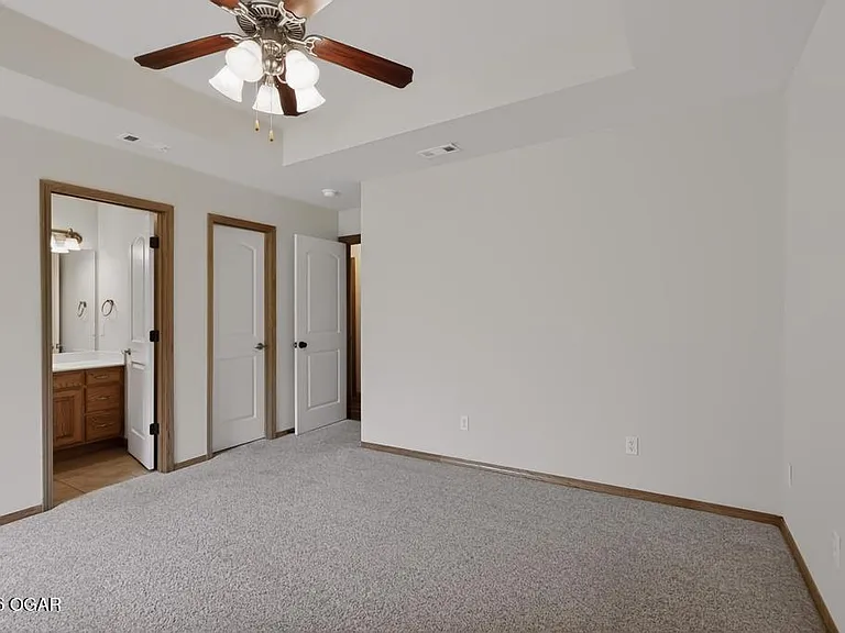 838 E Cottonwood St — Photo 7