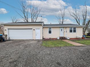 130 E South Railroad St, Braceville, IL 60407