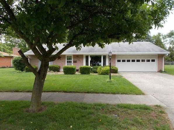 1071 Maplecrest Dr, Troy, OH 45373