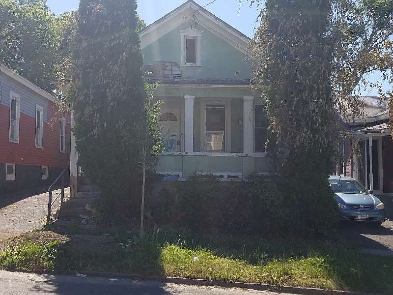 1st image of 115 Hier Ave