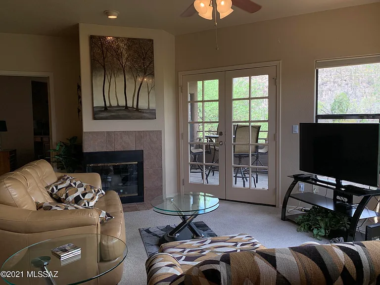 6655 N Canyon Crest Dr #23201 — Photo 9