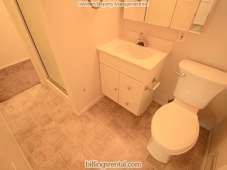 743 Wyoming Ave — Photo 10