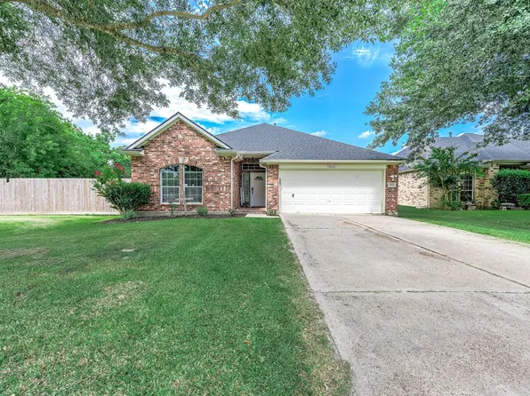 3703 Nichols Ave, Dickinson, TX 77539