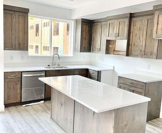 3rd image of 160 N Main St #10979802