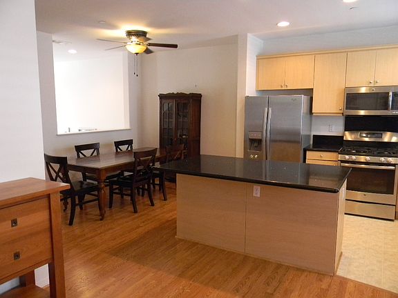 Kitchen & Dinning