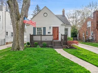822 N Gainsborough Ave, Royal Oak, MI