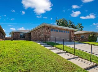 661 Lake Carolyn Cir, Lakeland, FL 33813