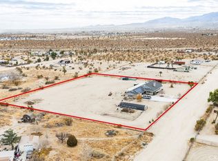 13221 Primavera Rd, Pinon Hills, CA 92372