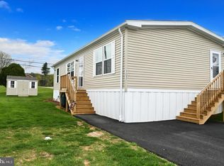 103 Carbridge Rd E, Stewartstown, PA