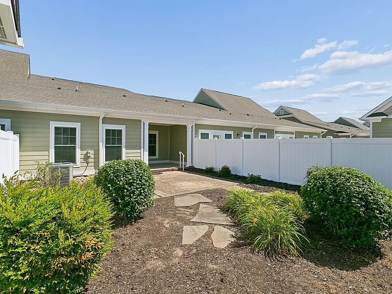 6905 Colemans Crossing Ave — Photo 26