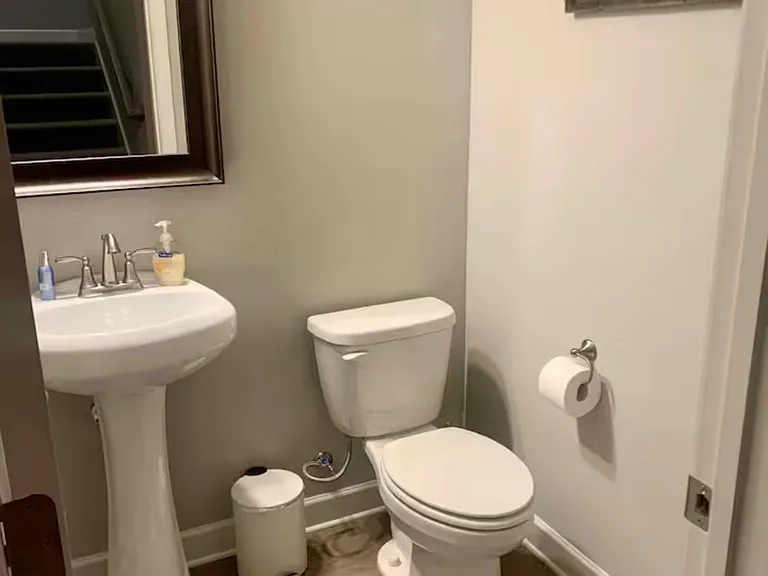 535 Evans Dr — Photo 9