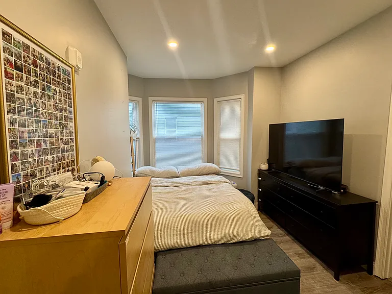 120 Pitman St #1 — Photo 4