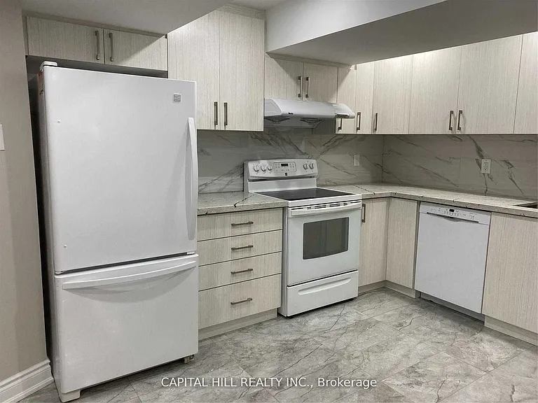 51 Glenthorne Dr #BASEMENT — Photo 6