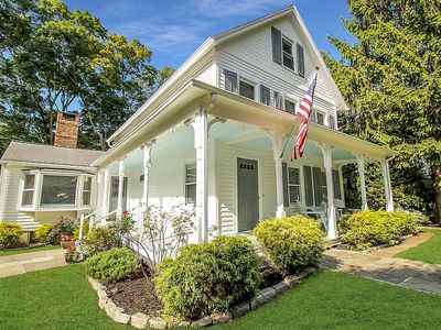 3 Walnut St, Cos Cob, CT, 06807